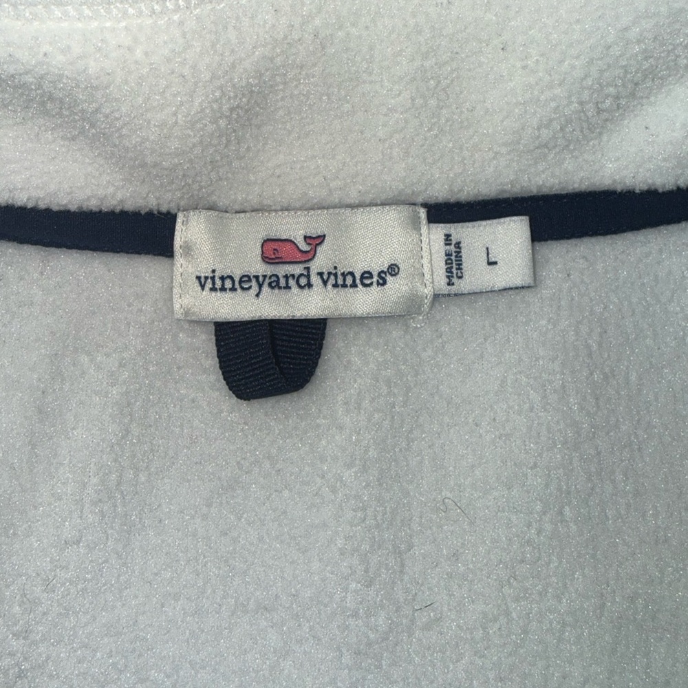 Vineyard Vines White Fleece Vest - Picture 5 of 6